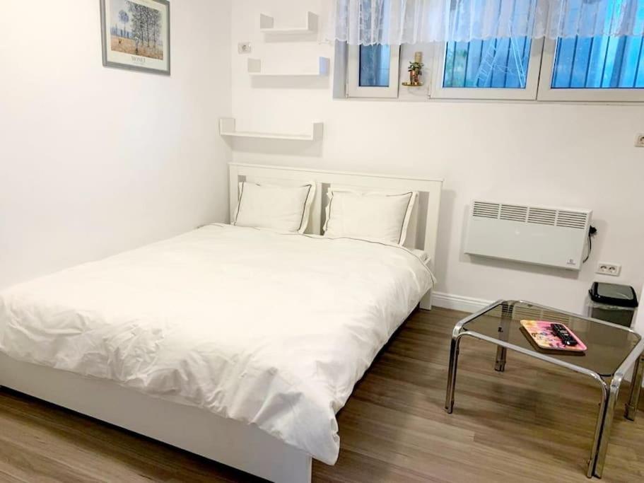 Central Studio Flat Bucureşti Eksteriør bilde
